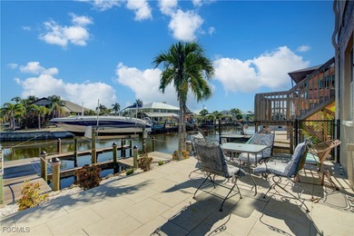 Welcome to your beautiful GULF ACCESS home with Private GUEST