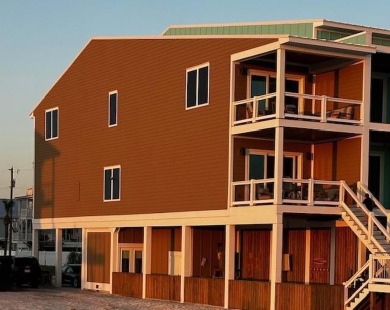 GREAT INVESTMENT!!! This stunning, fully furnished 3BR/ 3.5B