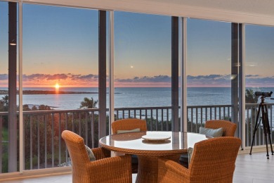 Welcome to paradise in the prestigious 5000 Riviera building at