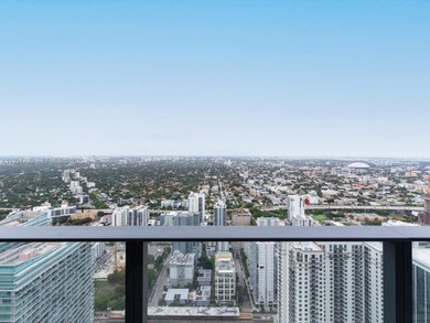 Stunning penthouse in the sought-after Brickell Flatiron