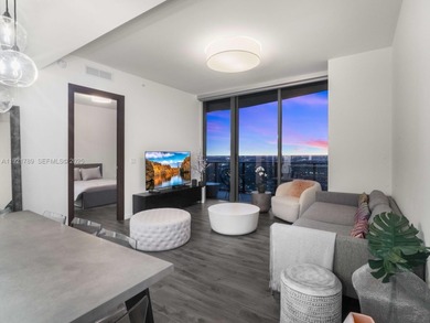 Stunning penthouse in the sought-after Brickell Flatiron