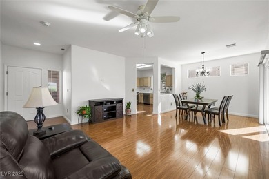 Crisp, clean, and move-in ready -- this charming Warwick model