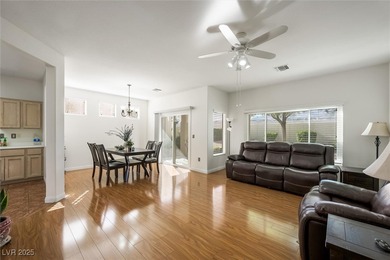 Crisp, clean, and move-in ready -- this charming Warwick model
