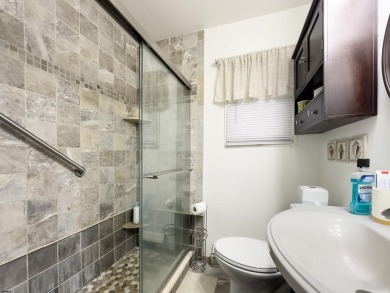 ADORABLE and clean as a whistle! And the location can NOT be