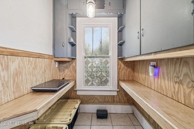 Welcome to 324 W 18th St in North Springfield Heights, one of