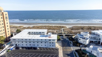 ADORABLE and clean as a whistle! And the location can NOT be