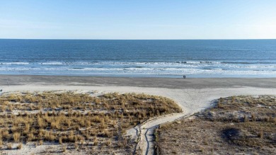 ADORABLE and clean as a whistle! And the location can NOT be