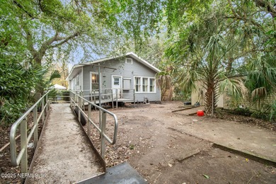 Welcome to 324 W 18th St in North Springfield Heights, one of