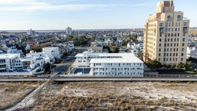 ADORABLE and clean as a whistle! And the location can NOT be