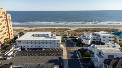 ADORABLE and clean as a whistle! And the location can NOT be