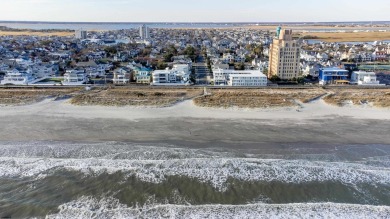 ADORABLE and clean as a whistle! And the location can NOT be