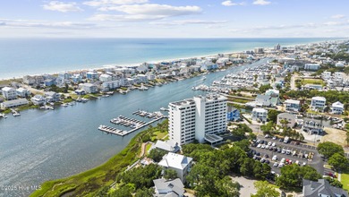 Watch the beautiful sunrise from the 30 ft balcony overlooking