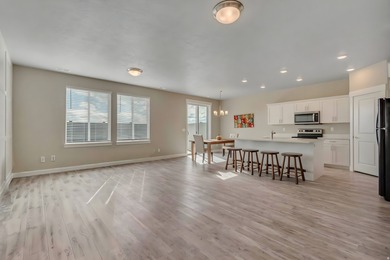 Stunning 55+ community. For those who want a huge kitchen and