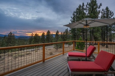 Modern Mountain Escape with Panoramic Views & Endless Adventure