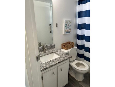 Spacious 2BR/2BA condo in the peaceful 55+ community of Oriole