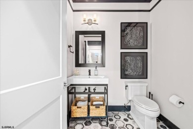 OPEN BAY VIEWS AT A LAGOON PRICE!! HURRY DON'T MISS THIS