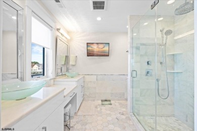 OPEN BAY VIEWS AT A LAGOON PRICE!! HURRY DON'T MISS THIS