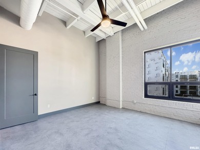 Welcome to urban luxury at its finest, set in Peoria's vibrant