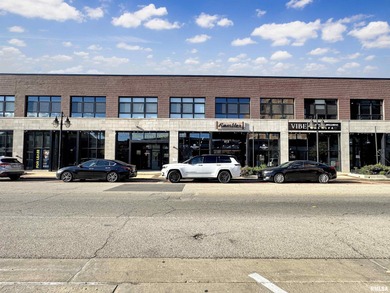 Welcome to urban luxury at its finest, set in Peoria's vibrant