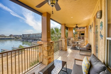 MUST SEE, 2 bed/2 bath condominium on Lake LBJ. This beautifully