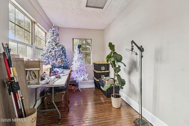 Welcome to 324 W 18th St in North Springfield Heights, one of