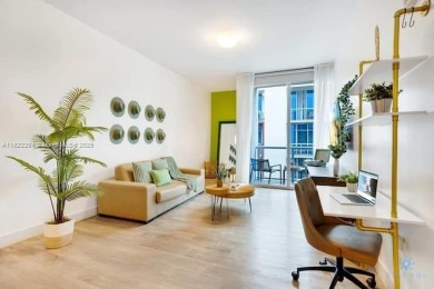 Modern and beautiful unit 1 Bedroom + 1 Den + 1 Full Bath. The