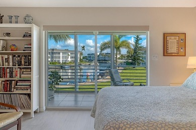 NEWLY REMODELED o COASTAL LUXURY RESIDENCE
Longboat Harbour o