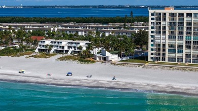 NEWLY REMODELED o COASTAL LUXURY RESIDENCE
Longboat Harbour o