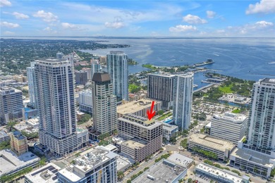 One or more photo(s) was virtually staged. Experience the