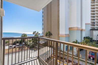 Charming 3-bedroom, 2-bathroom OCEANFRONT, END UNIT at Sea Winds