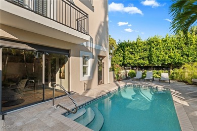 Charming end-unit 3-bedroom, 3-bath attached villa in the