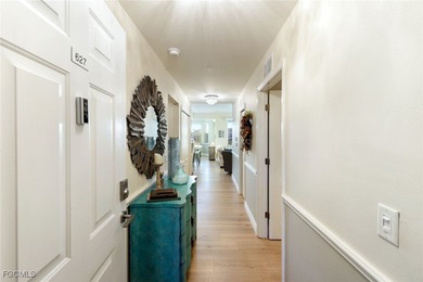 BEAUTIFULLY UPDATED and METICULOUSLY MAINTAINED Brookside unit