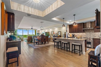 EXPERIENCE SUNSET POINTE at COLLANY KEY... A PANORAMA OF