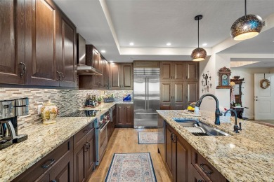 EXPERIENCE SUNSET POINTE at COLLANY KEY... A PANORAMA OF