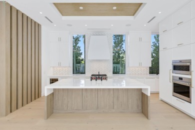 Welcome to Grove Estates -- Downtown Delray's only Gated