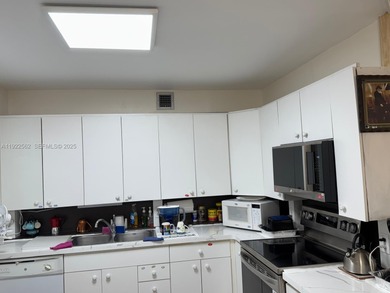 Introducing a rarely available luxury 2-bedroom, 2-F-bath