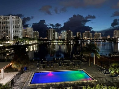 Stunning lake and ocean views from this spacious 2-bed, 2-bath