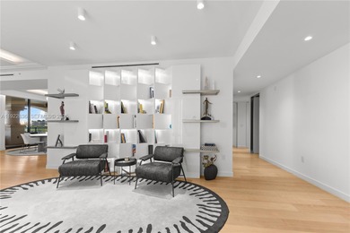 An exceptional flow-through residence at Palazzo Della Luna