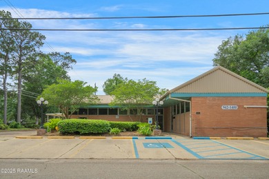 Tremendous business opportunity.  Mid-town Perfect location