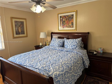 Bright & Beautiful 2-Bed/2-Bath Condo with Canal View - Prime