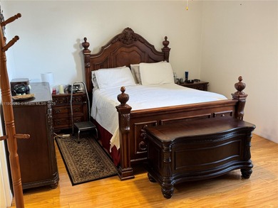 Bright & Beautiful 2-Bed/2-Bath Condo with Canal View - Prime