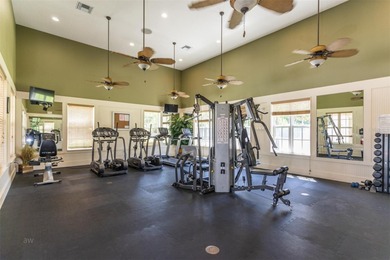 Welcome to Unit 1927, a beautifully updated 2-bedroom