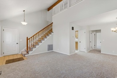 OPEN HOUSE SUNDAY - DEC 7, 1-3PM This well-maintained home in