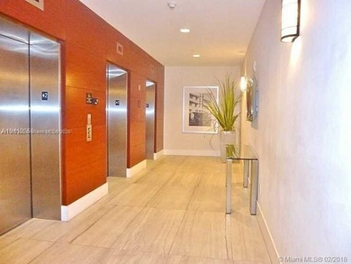 Bright and spacious unit with stunning views over the river