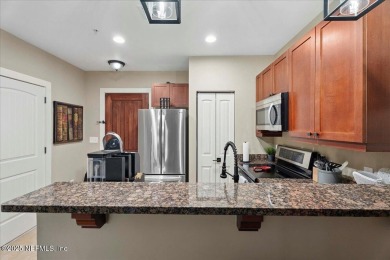 Turnkey Ready & Fully Furnished! Welcome to 955 Registry Blvd