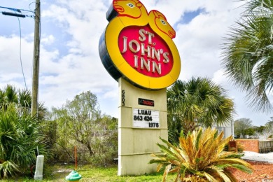 Just steps from the beach this cozy efficiency unit is ready to