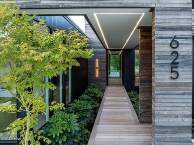 Introducing The Cypress House-a modern architectural triumph