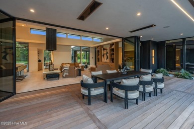 Introducing The Cypress House-a modern architectural triumph