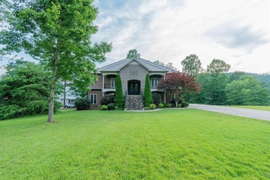 If you're looking for a house offering the full lake experience