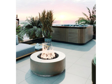 Just steps from Fort Lauderdale beach, beautiful modern